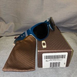 Oakley D2 Jupiter Sunglasses